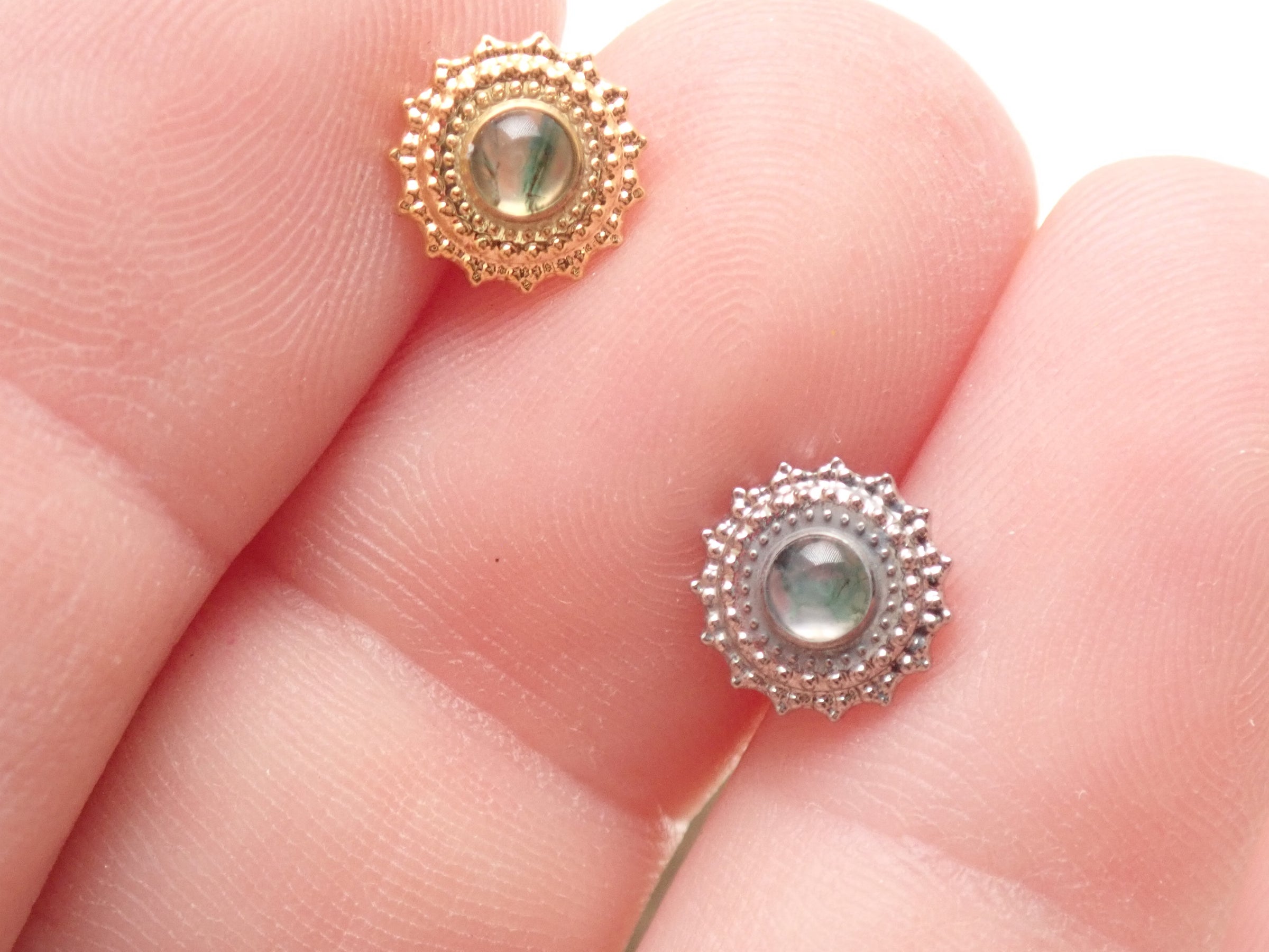 Moss Agate Threadless  Mandala