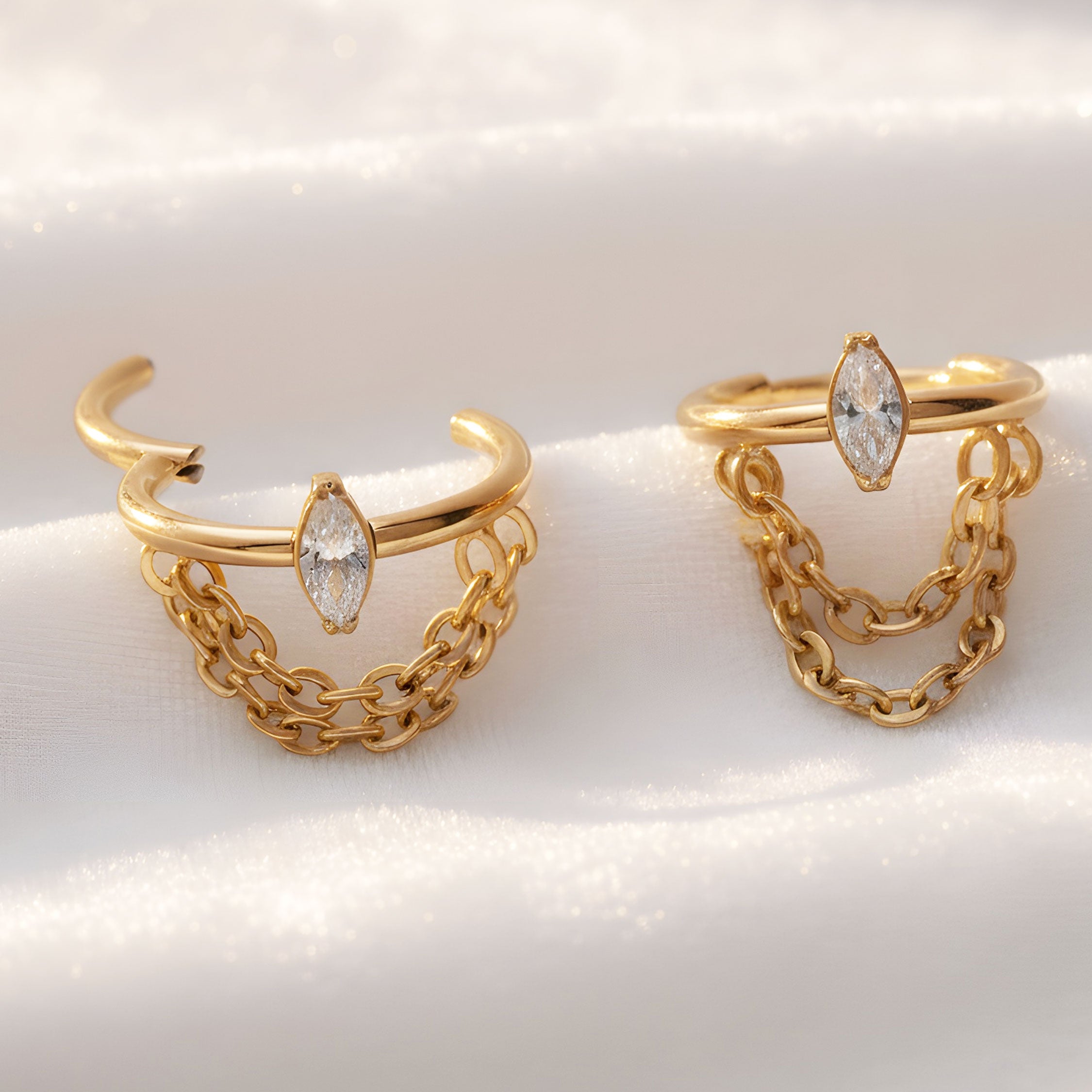 Gold Helix Chain Clicker – Implant-Grade Titanium