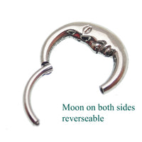 Moon face hinged clicker 16g