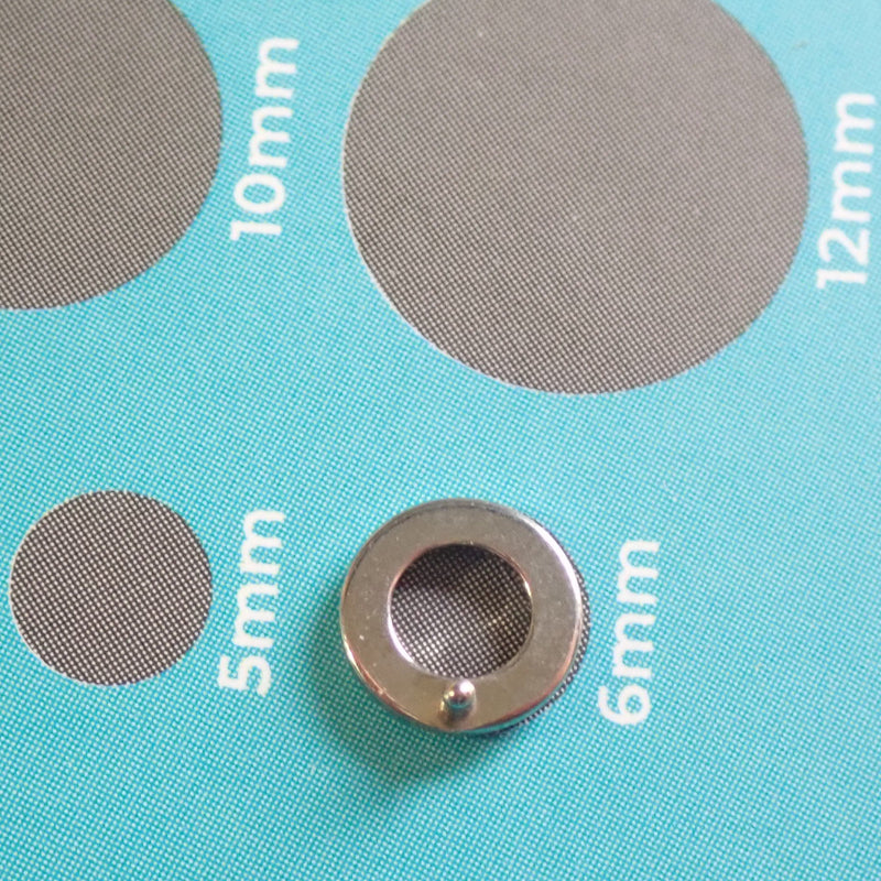 Hollow Circle Internally threaded attachment