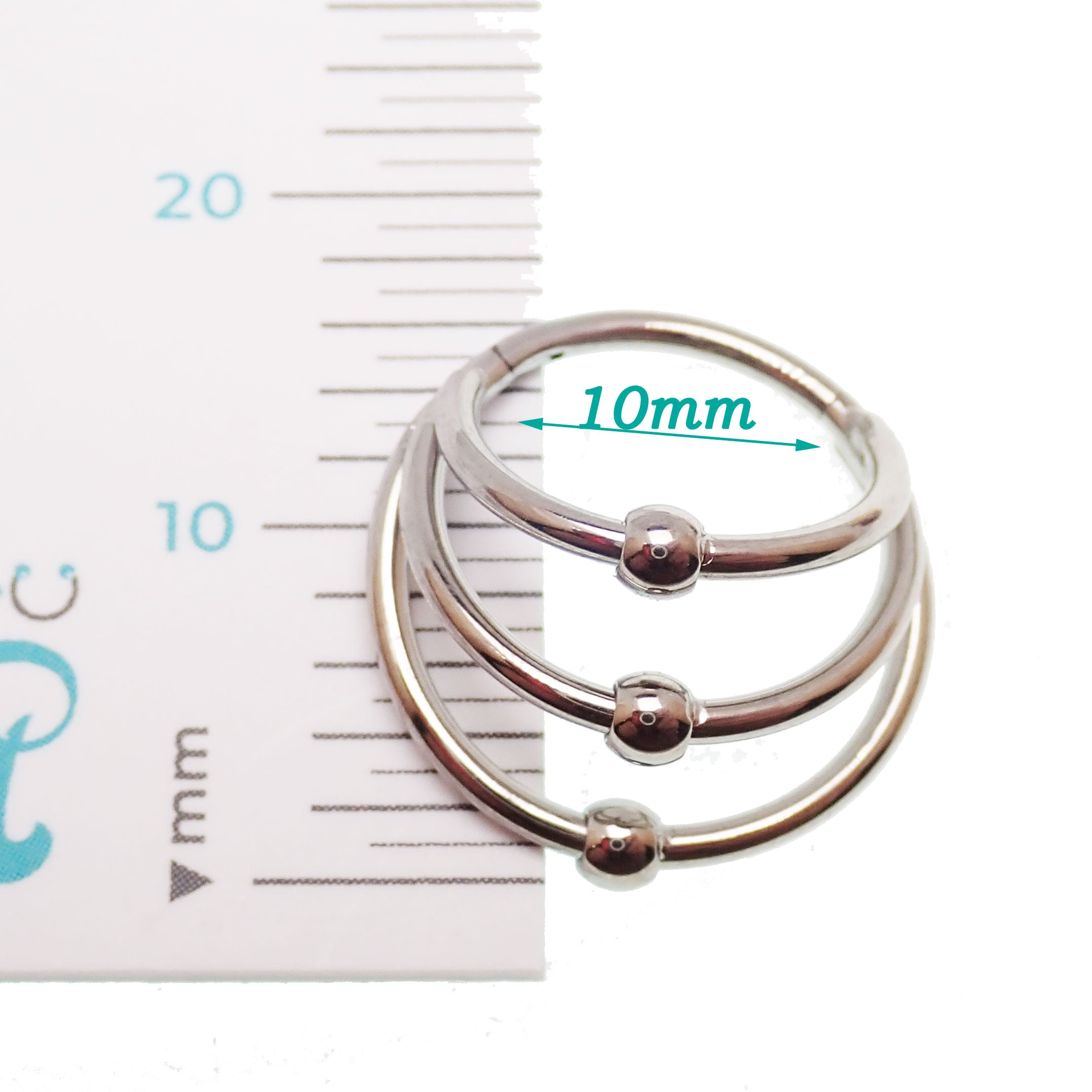 Implant Titanium 3 tier Fan Stack Hinged Clicker · 16g 10mm