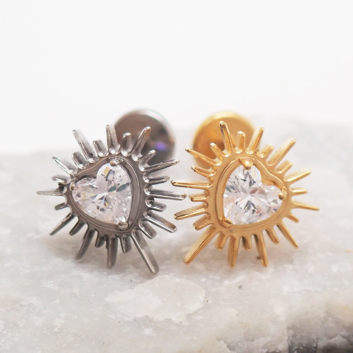 Implant Titanium Starburst Heart CZ  top only , Internally Threaded 0.9mm