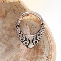 Implant Grade Titanium Tribal Clicker- 16g 8mm
