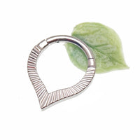 Implant Grade Titanium V Shaped Daith/ Septum Clicker- 16g 8mm